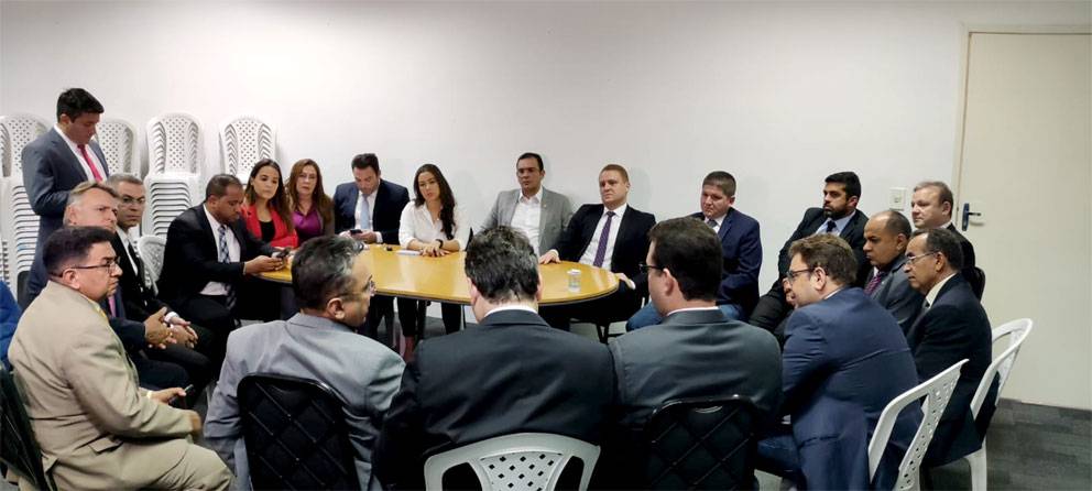 Jeová Alencar diz que Draga Alana não assume mandato e suplente promete brigar na justiça